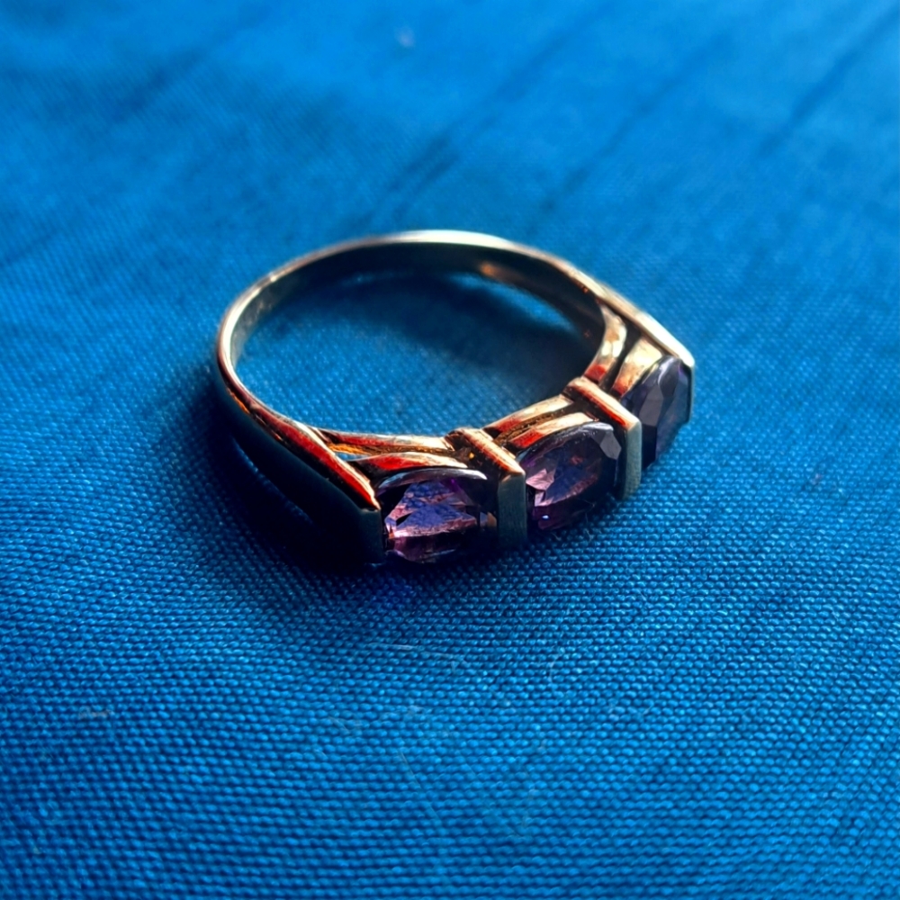 14k Gold Ring genuine precious Gemstone triple deep purple Amethyst